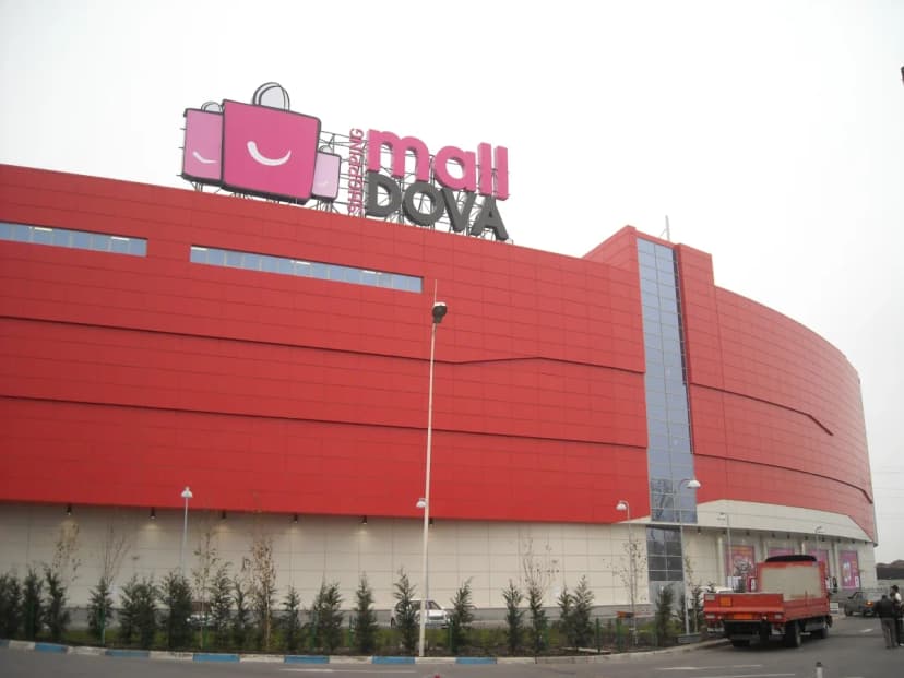 Magazine și centre comerciale